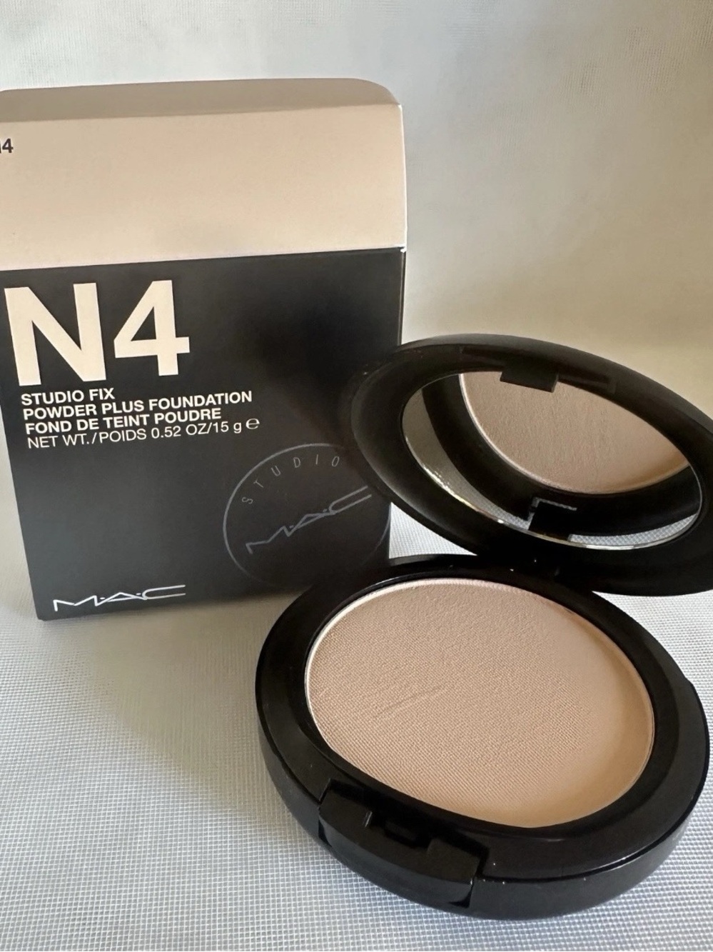 MAC Studio Fix Powder Plus Foundation Shade N4 0.52oz/ 15g NIB (Old Formula)